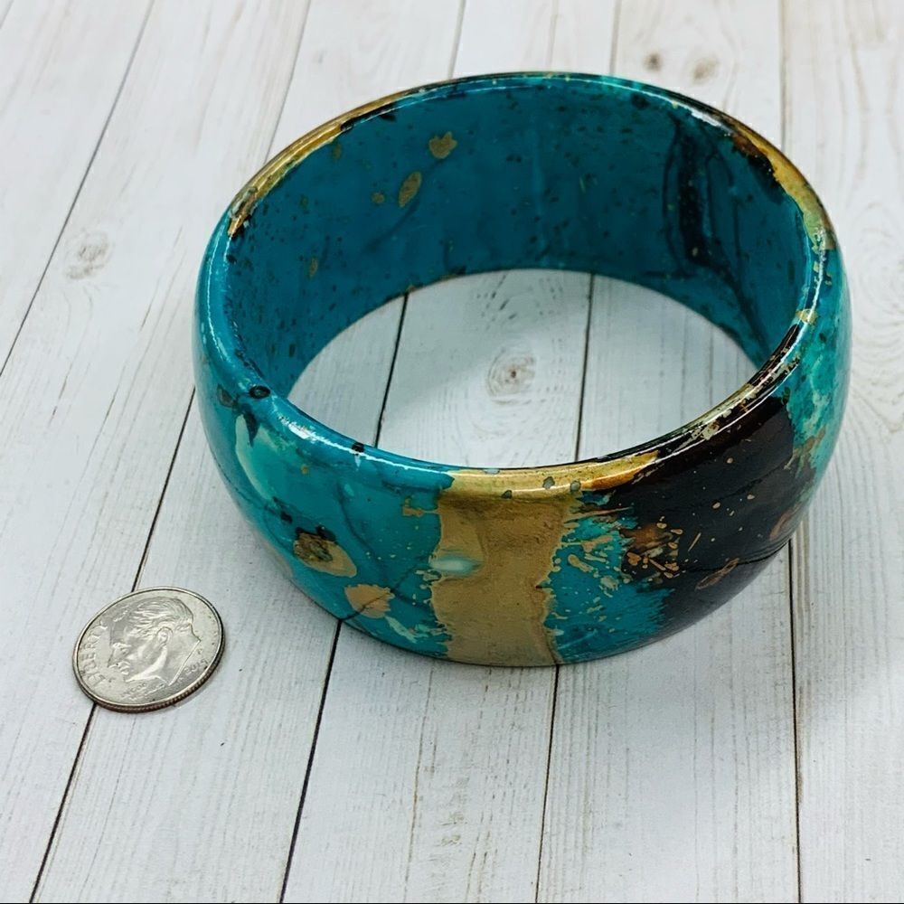Multi Colored Bangle Bracelet - Picture 2 of 3